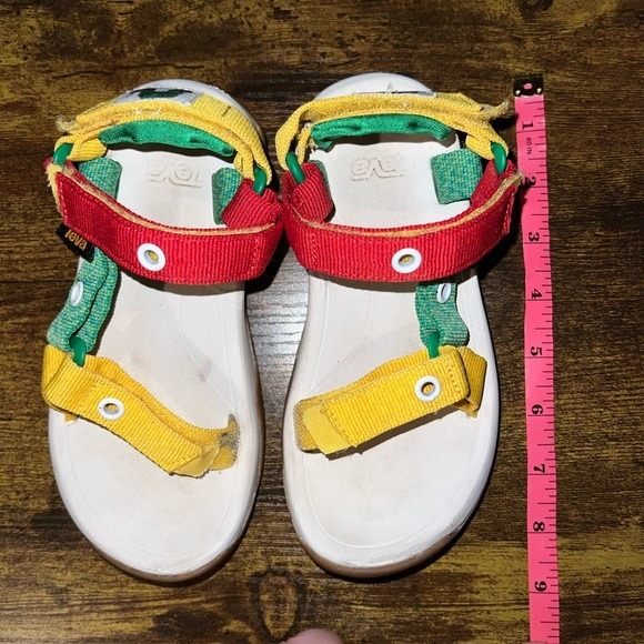 Very Hungry Caterpillar Teva Kids Hurricane XLT 2 Sandals Size 13 - Picture 2 of 10